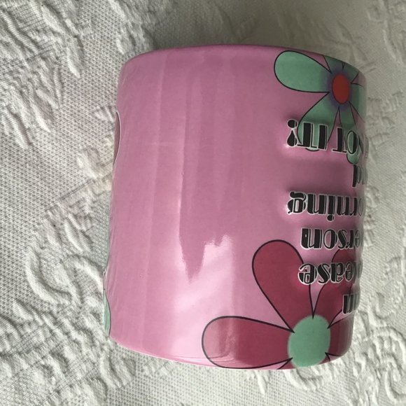 Extra Large Betty Boop Coffee Mug Ceramic 3D (holds 3 cups) - Picture 4 of 7